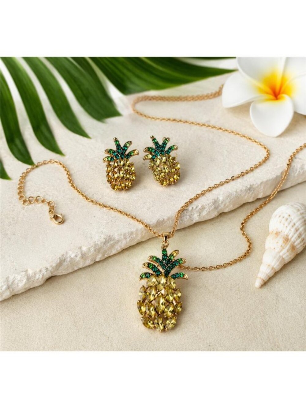 Charming Charlie Pineapple Rhinestone Necklace Earrings Set Gold Tone 20" Tropic